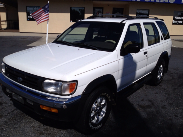 1999 Nissan Pathfinder EX-L AWD