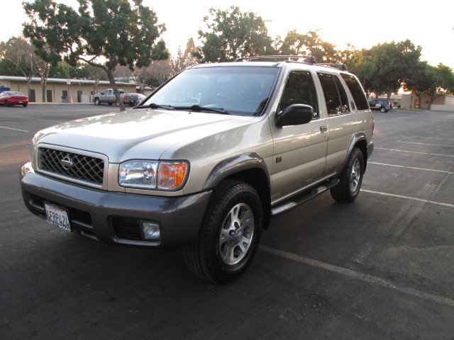1999 Nissan Pathfinder Cougar