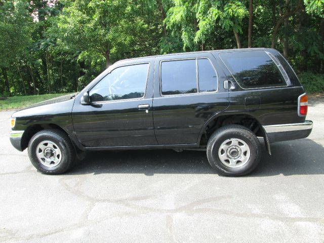 1999 Nissan Pathfinder Unknown