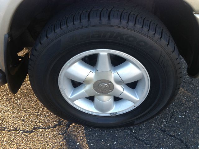 1999 Nissan Pathfinder EX-L AWD