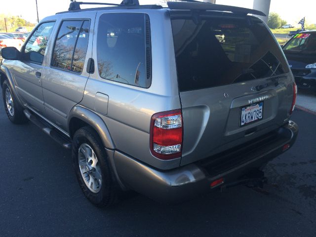 2000 Nissan Pathfinder EX-L AWD