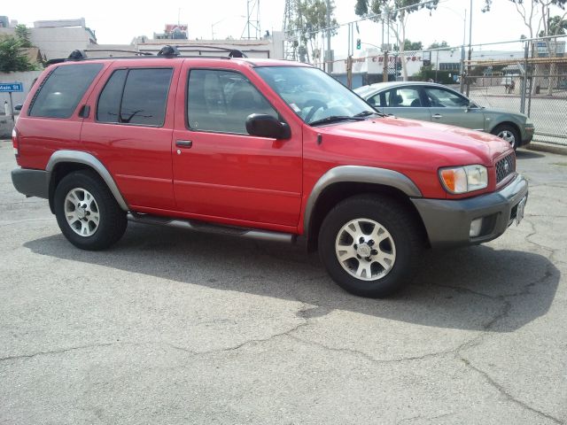 2000 Nissan Pathfinder Cougar