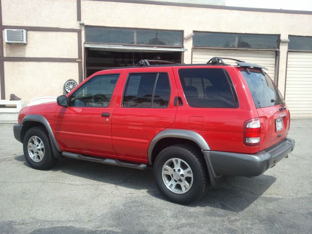 2000 Nissan Pathfinder Cougar