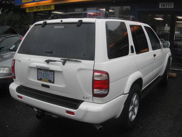 2000 Nissan Pathfinder EX-L AWD