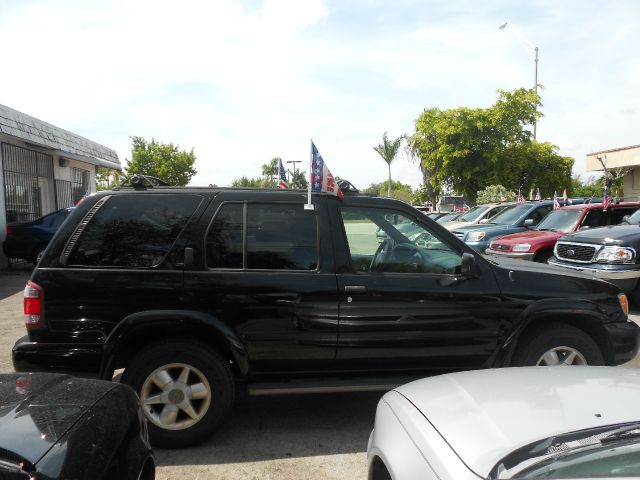 2000 Nissan Pathfinder EX-L AWD