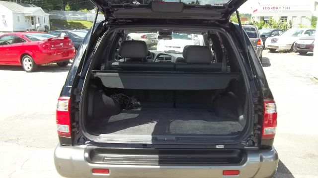 2000 Nissan Pathfinder EXT CAB Z-71