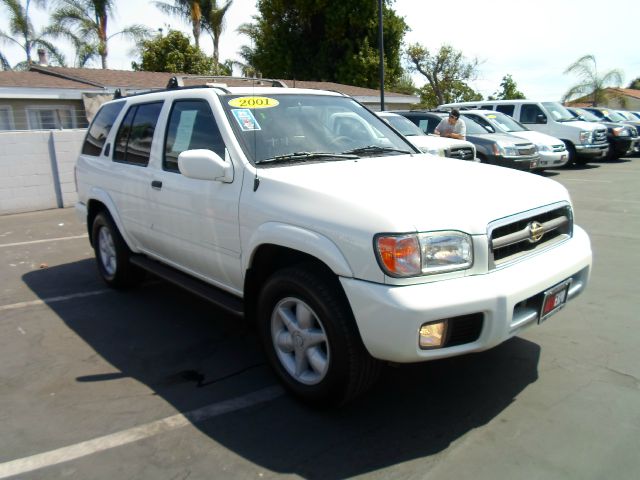 2001 Nissan Pathfinder EX-L AWD