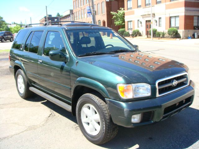 2001 Nissan Pathfinder EX-L AWD