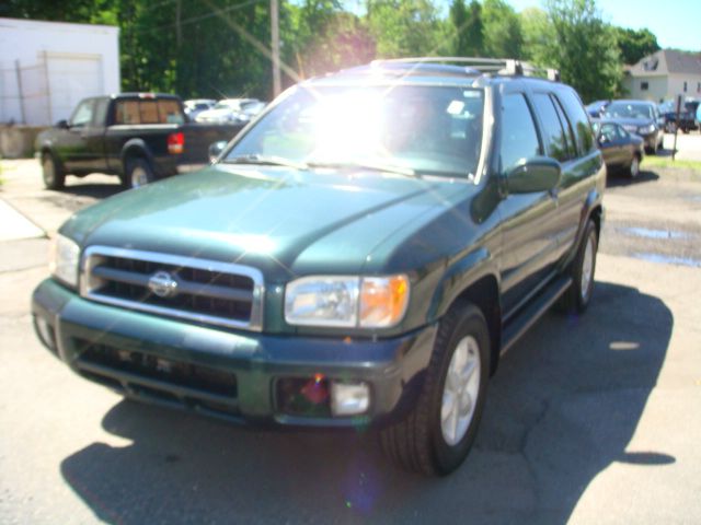 2001 Nissan Pathfinder EX-L AWD