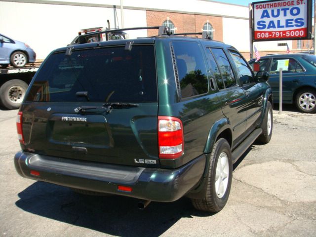 2001 Nissan Pathfinder EX-L AWD