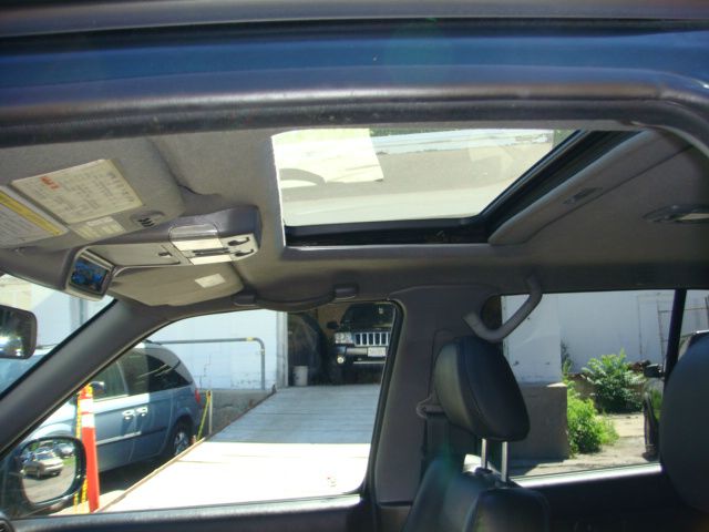 2001 Nissan Pathfinder EX-L AWD