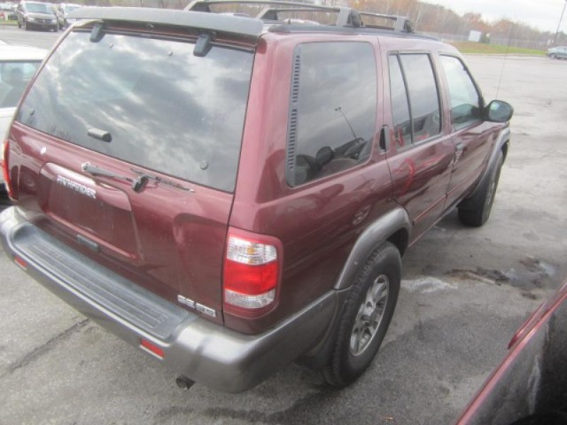 2001 Nissan Pathfinder EX-L W/ DVD System