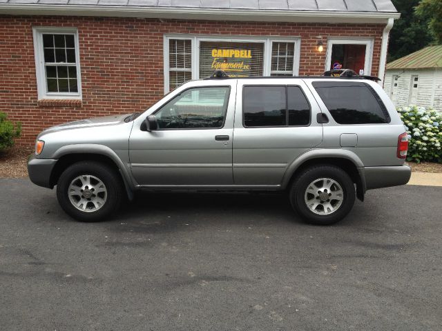 2001 Nissan Pathfinder EX-L W/ DVD System