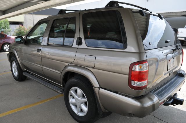 2001 Nissan Pathfinder EX-L AWD