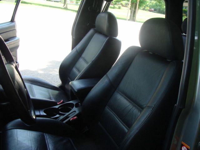 2001 Nissan Pathfinder EX-L AWD