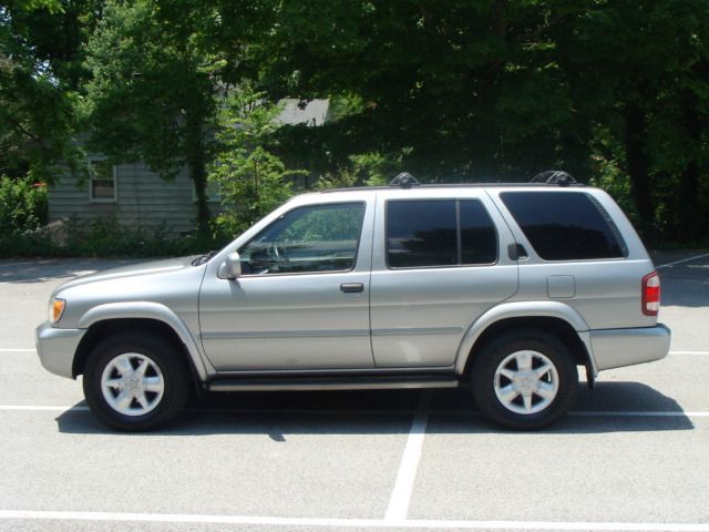 2001 Nissan Pathfinder EX-L AWD
