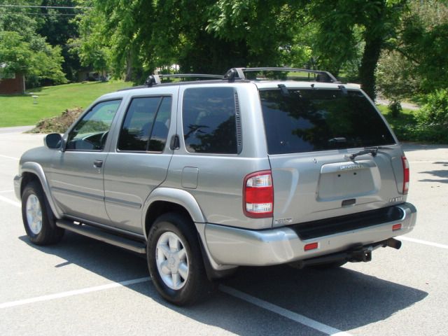 2001 Nissan Pathfinder EX-L AWD