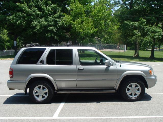 2001 Nissan Pathfinder EX-L AWD