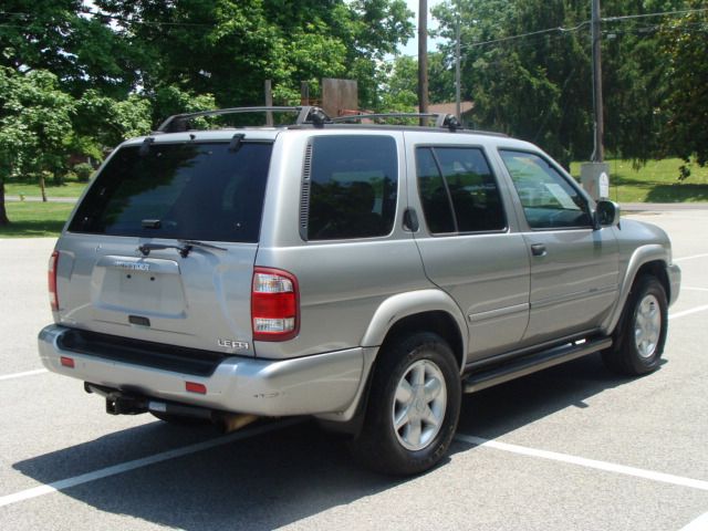 2001 Nissan Pathfinder EX-L AWD