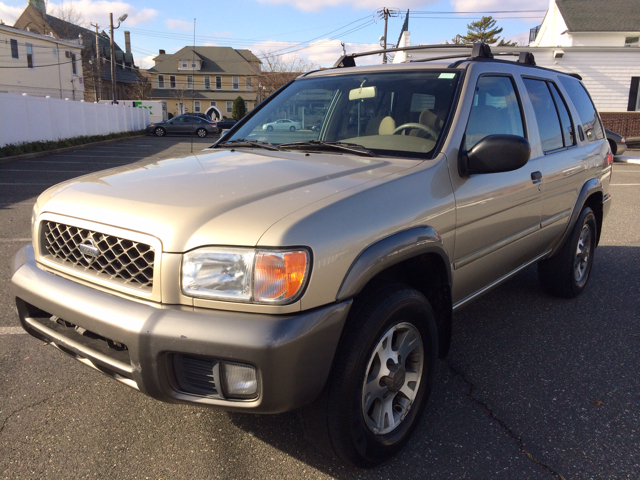 2001 Nissan Pathfinder EX-L W/ DVD System