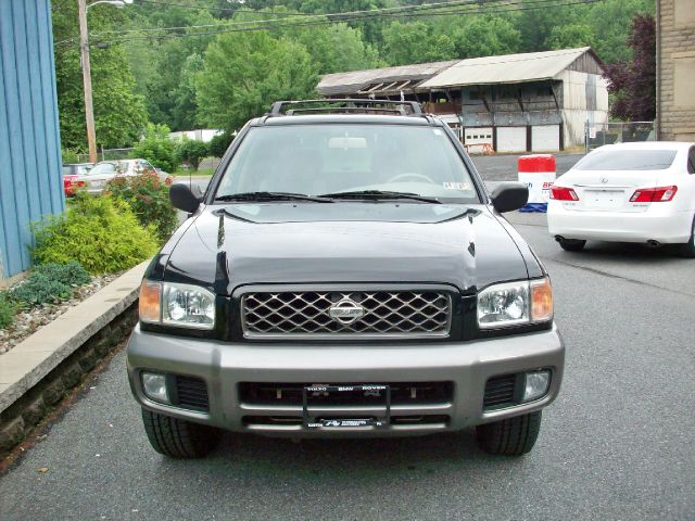 2001 Nissan Pathfinder EX-L W/ DVD System