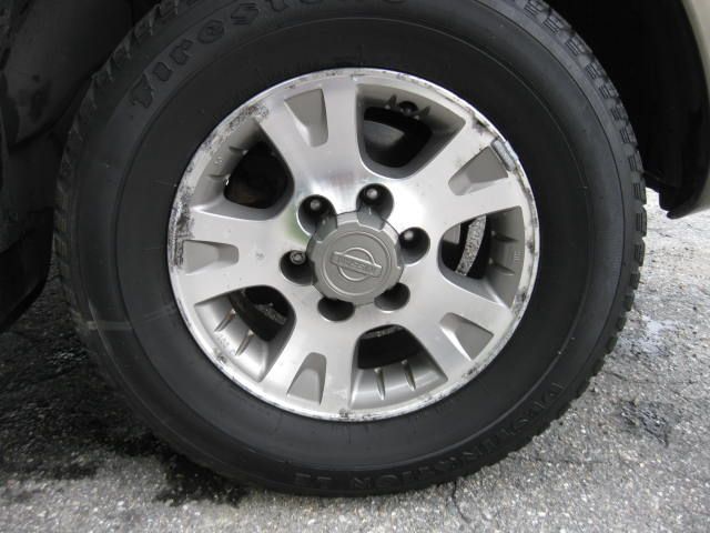 2001 Nissan Pathfinder EX-L W/ DVD System