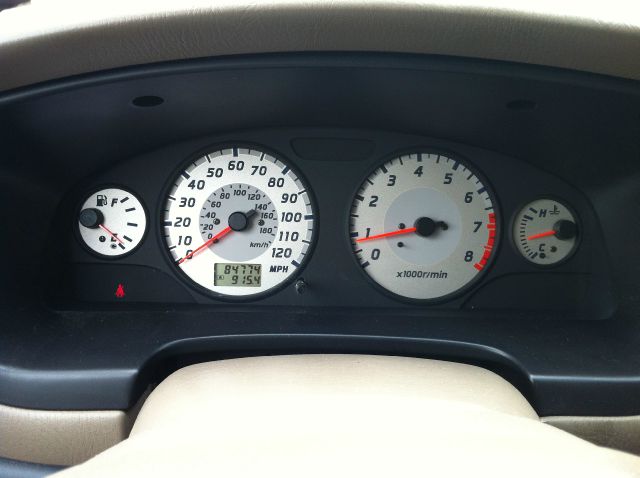 2001 Nissan Pathfinder EX-L W/ DVD System