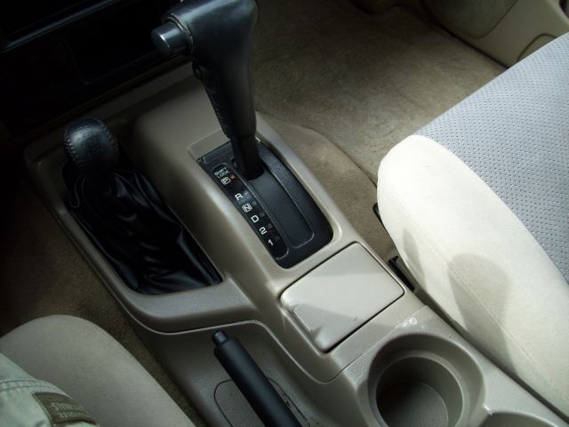 2001 Nissan Pathfinder EX-L W/ DVD System