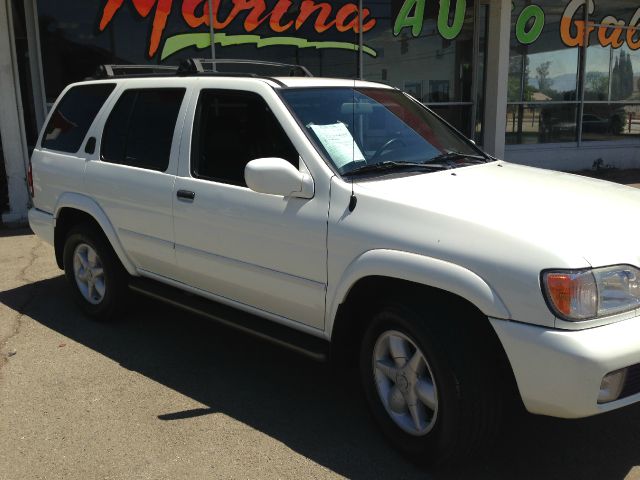 2001 Nissan Pathfinder EX-L AWD