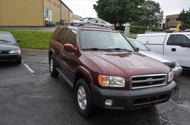 2001 Nissan Pathfinder WOW Super LOW Miles Charged