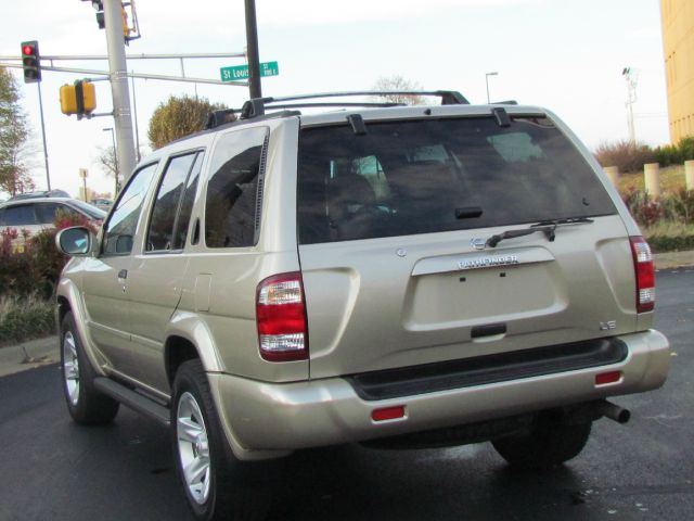 2002 Nissan Pathfinder EX-L AWD
