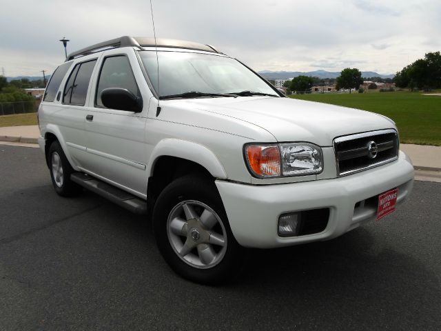 2002 Nissan Pathfinder EX-L W/ DVD System