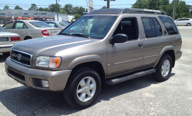 2002 Nissan Pathfinder EX-L W/ DVD System