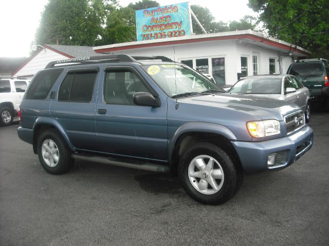 2002 Nissan Pathfinder EX-L W/ DVD System