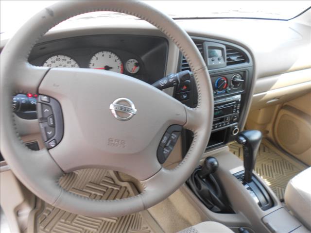 2002 Nissan Pathfinder EX-L W/ DVD System
