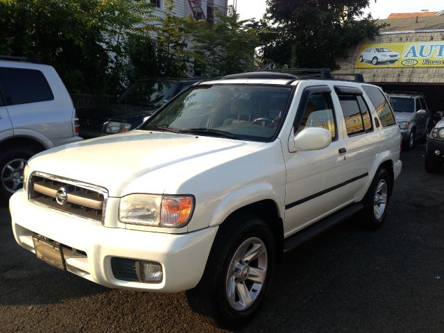 2002 Nissan Pathfinder EX-L AWD