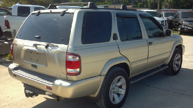 2002 Nissan Pathfinder X