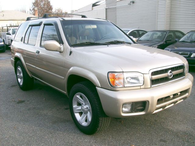 2002 Nissan Pathfinder X