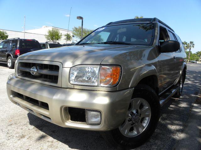 2003 Nissan Pathfinder 4dr Sdn Auto GLS w/XM