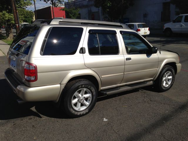 2003 Nissan Pathfinder EX-L W/ DVD System