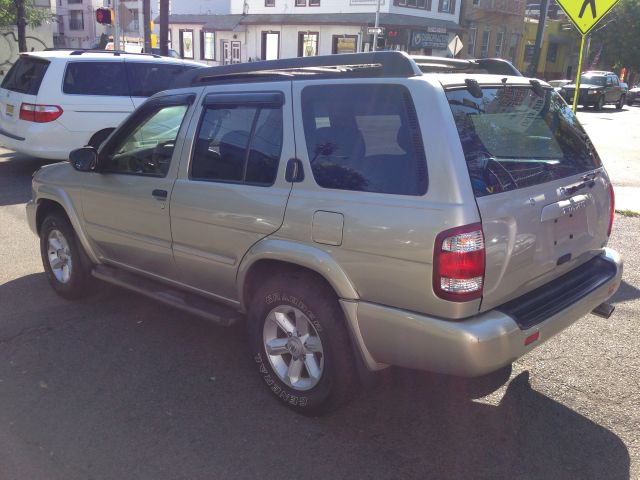 2003 Nissan Pathfinder EX-L W/ DVD System