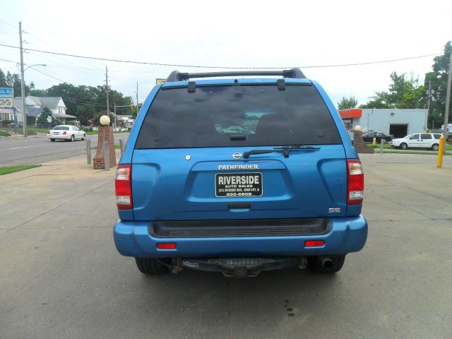 2003 Nissan Pathfinder EX-L W/ DVD System