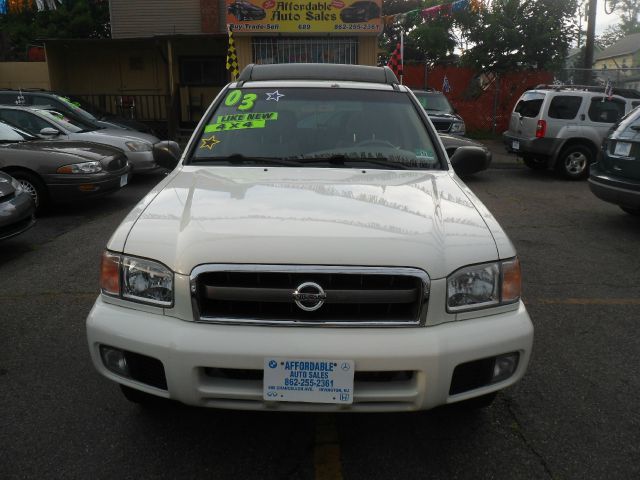 2003 Nissan Pathfinder EX-L W/ DVD System