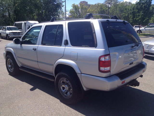 2003 Nissan Pathfinder EX-L AWD