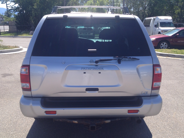 2003 Nissan Pathfinder EX-L AWD