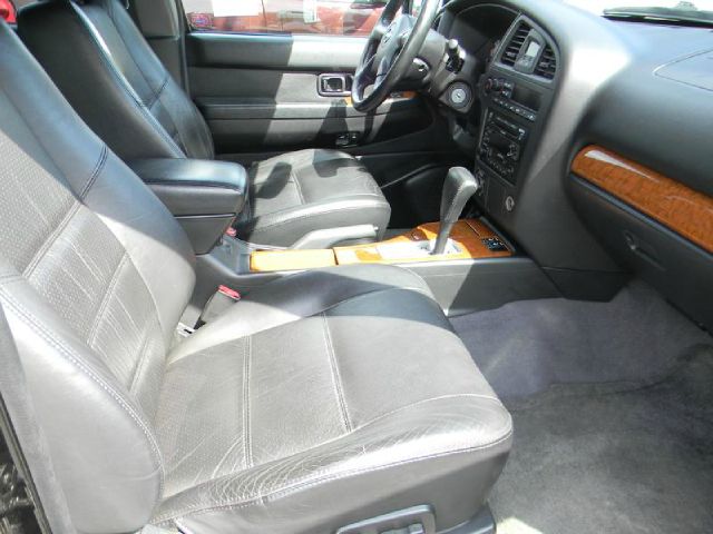 2003 Nissan Pathfinder EX-L W/ DVD System