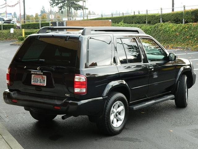 2003 Nissan Pathfinder SE