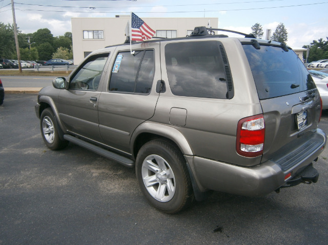 2003 Nissan Pathfinder EX-L AWD