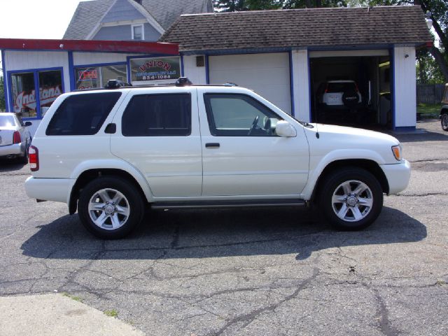 2003 Nissan Pathfinder EX-L AWD