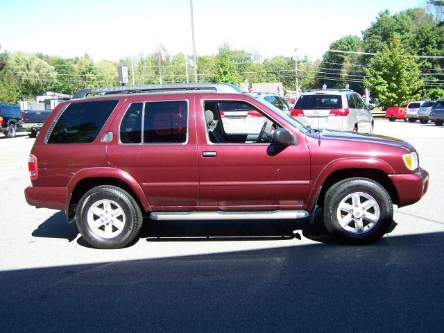 2004 Nissan Pathfinder EX-L W/ DVD System